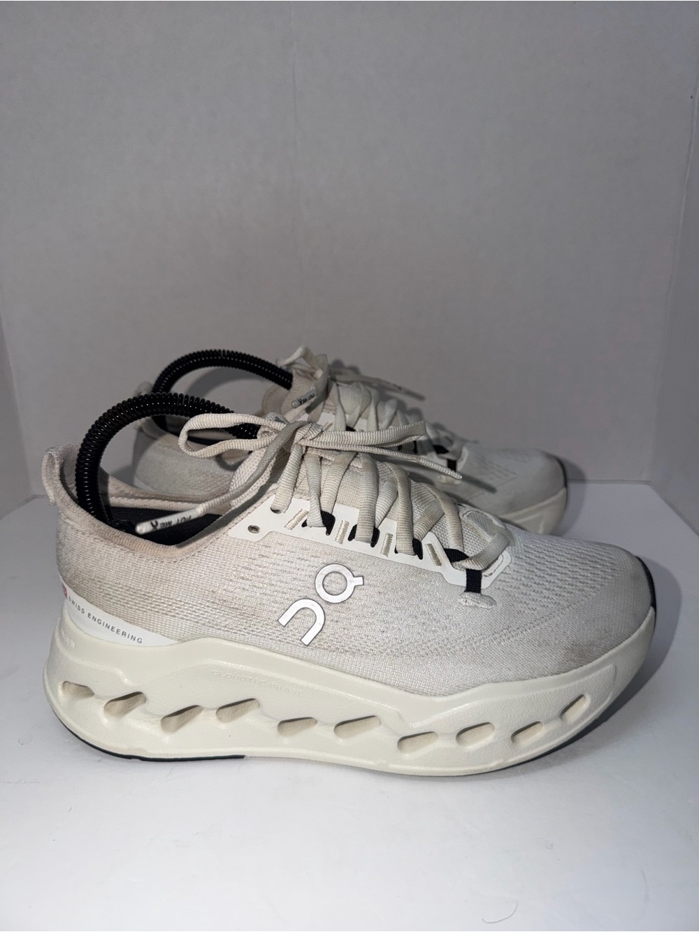 ON Cloudsurfer Max White Women’s Size 7 Athletic Running Gym Shoes Performance